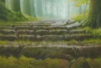 モデルは熊野古道。林の中の石端にはこけが生え、長い年月を感じさせる。円形は白く霞み、かすかに木が並んでいるのか見える。